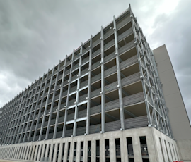 Verfugungen im Parkhaus